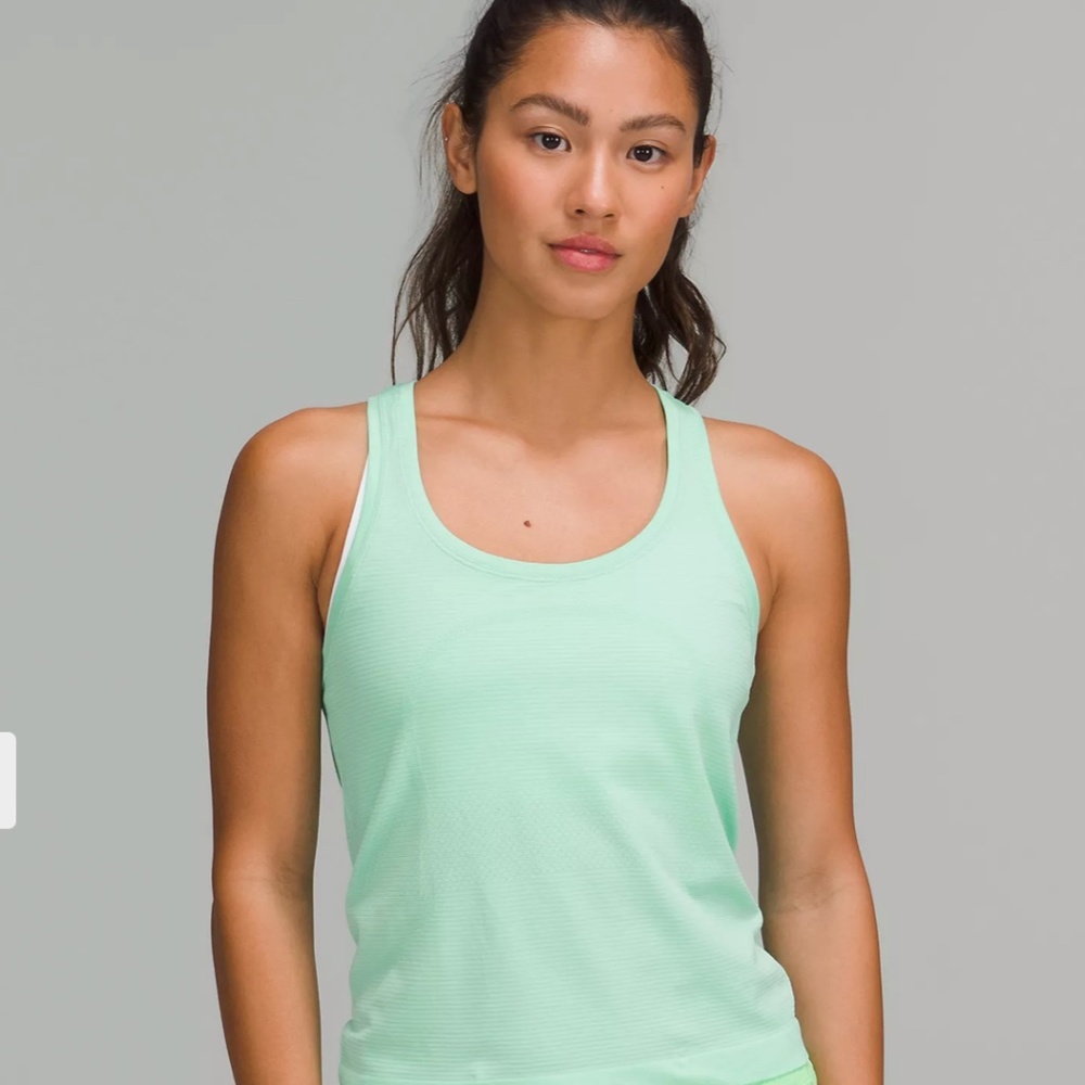 Swiftly Tech Top - LULULEMON (worn once!)